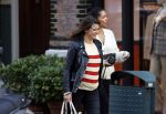 Amsterdam 23 januari 2021
Merel Westrik koopt kleding bij Suitsudio op de cornelis schuytstraat. Merel is 5 maanden zwanger . Ze komt met haar styliste en worden door twee verkopers geholpen.