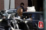 Amsterdam 23 januari 2021
Merel Westrik koopt kleding bij Suitsudio op de cornelis schuytstraat. Merel is 5 maanden zwanger . Ze komt met haar styliste en worden door twee verkopers geholpen.