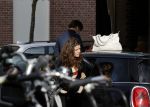 Amsterdam 23 januari 2021
Merel Westrik koopt kleding bij Suitsudio op de cornelis schuytstraat. Merel is 5 maanden zwanger . Ze komt met haar styliste en worden door twee verkopers geholpen.