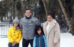 Abcoude 8 februari 2021
Najib Amhali met zijn vrouw Niama en hun zoons Noah en Novell in de sneeuw