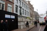 Amsterdam 27 januari 2021
Alle winkels in de pc hooftstraat zijn af getimmerd met hout ivm de verwachtte rellen en plunderingen.