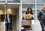 Utrecht 2 februari 2021
Rechtszaak Rachel Hazes tegen haar oude PA Marieke v Beek . Royce de Vries is de advocaat van Rachel. Marieke heeft advocaat Bernhard Tomlow. Ricardo Klaverdijk Big Willem v Boxtel en Jacqueline v d Gijp waren aanwezig.