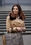 Utrecht 2 februari 2021
Rechtszaak Rachel Hazes tegen haar oude PA Marieke v Beek . Royce de Vries is de advocaat van Rachel. Marieke heeft advocaat Bernhard Tomlow. Ricardo Klaverdijk Big Willem v Boxtel en Jacqueline v d Gijp waren aanwezig.