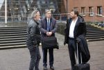 Utrecht 2 februari 2021
Rechtszaak Rachel Hazes tegen haar oude PA Marieke v Beek . Royce de Vries is de advocaat van Rachel. Marieke heeft advocaat Bernhard Tomlow. Ricardo Klaverdijk Big Willem v Boxtel en Jacqueline v d Gijp waren aanwezig.