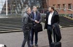 Utrecht 2 februari 2021
Rechtszaak Rachel Hazes tegen haar oude PA Marieke v Beek . Royce de Vries is de advocaat van Rachel. Marieke heeft advocaat Bernhard Tomlow. Ricardo Klaverdijk Big Willem v Boxtel en Jacqueline v d Gijp waren aanwezig.