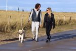 Schoorl 2 januari 2020Sonja Bakker en barry v Suijdam met hun hond op het strand.