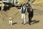 Schoorl 2 januari 2020Sonja Bakker en barry v Suijdam met hun hond op het strand.