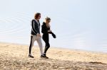 Schoorl 2 januari 2020Sonja Bakker en barry v Suijdam met hun hond op het strand.