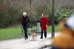 Amsterdam 5 februari 2021
Theodor Holman met partner en hond in het vondelpark
