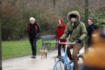 Amsterdam 5 februari 2021
Theodor Holman met partner en hond in het vondelpark