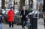 Amsterdam 23 januari 2021
Janke Dekker en Tom Egbers wandelend door Amsterdam zuid.