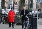 Amsterdam 23 januari 2021
Janke Dekker en Tom Egbers wandelend door Amsterdam zuid.