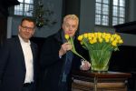 Amsterdam 15 januari 2021
Andre v Duin doopt zijn tulp in de westertoren en gaat daarna op een grote boot tulpen uitdelen op de grachten van Amsterdam.