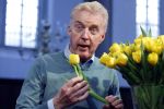 Amsterdam 15 januari 2021
Andre v Duin doopt zijn tulp in de westertoren en gaat daarna op een grote boot tulpen uitdelen op de grachten van Amsterdam.