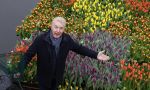 Amsterdam 15 januari 2021
Andre v Duin doopt zijn tulp in de westertoren en gaat daarna op een grote boot tulpen uitdelen op de grachten van Amsterdam.