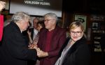 Laren 7 februari 2022
Boekpresentatie van Willibrord Frequin in het bonte paard. Rene v d Gijp reikte het eerste exemplaar uit . Fons de Poel is de schrijver. Willibrord en Barry Stevens