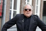 Amsterdam 19 januari 2022
Cabaretiers Bert Visscher en Jochem Myer tijdens de landelijke protestactie Kapsalon Theater in de Kleine Komedie. De cultuursector komt in actie tegen de coronamaatregelen. Tientallen theaters in heel Nederland  zijn omgebouwd tot een kapsalon.