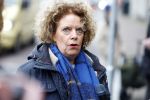 Amsterdam 19 januari 2022
Cabaretiers Bert Visscher en Jochem Myer tijdens de landelijke protestactie Kapsalon Theater in de Kleine Komedie. De cultuursector komt in actie tegen de coronamaatregelen. Tientallen theaters in heel Nederland  zijn omgebouwd tot een kapsalon. Brigitte Kaandorp