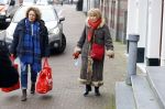 Amsterdam 19 januari 2022
Cabaretiers Bert Visscher en Jochem Myer tijdens de landelijke protestactie Kapsalon Theater in de Kleine Komedie. De cultuursector komt in actie tegen de coronamaatregelen. Tientallen theaters in heel Nederland  zijn omgebouwd tot een kapsalon. Brigitte Kaandorp en Jenny Arean