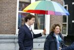 Amsterdam 19 januari 2022
Cabaretiers Bert Visscher en Jochem Myer tijdens de landelijke protestactie Kapsalon Theater in de Kleine Komedie. De cultuursector komt in actie tegen de coronamaatregelen. Tientallen theaters in heel Nederland  zijn omgebouwd tot een kapsalon. Brigitte Kaandorp