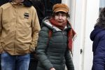 Amsterdam 19 januari 2022
Cabaretiers Bert Visscher en Jochem Myer tijdens de landelijke protestactie Kapsalon Theater in de Kleine Komedie. De cultuursector komt in actie tegen de coronamaatregelen. Tientallen theaters in heel Nederland  zijn omgebouwd tot een kapsalon. Caroline v d Bergh