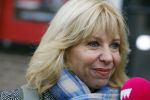 Amsterdam 19 januari 2022
Cabaretiers Bert Visscher en Jochem Myer tijdens de landelijke protestactie Kapsalon Theater in de Kleine Komedie. De cultuursector komt in actie tegen de coronamaatregelen. Tientallen theaters in heel Nederland  zijn omgebouwd tot een kapsalon. Claudia de Breij