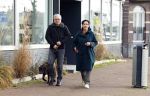 Amsterdam 30 januari 2022
Burgemeester Femke Halsema en haar man Robert Oey wandelend met hun hond in centrum van Amsterdam.