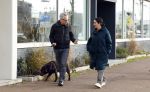Amsterdam 30 januari 2022
Burgemeester Femke Halsema en haar man Robert Oey wandelend met hun hond in centrum van Amsterdam.