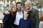 Laren 7 februari 2022
Fons de Poel en zijn kinderen  bij boekpresentatie van Willibrord Frequin in het bonte paard. Fons heeft het boek geschreven.