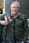 Laren 7 februari 2022
Fons de Poel en zijn kinderen  bij boekpresentatie van Willibrord Frequin in het bonte paard. Fons heeft het boek geschreven.