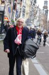 Amsterdam 19 januari 2022
Cabaretiers Bert Visscher en Jochem Myer tijdens de landelijke protestactie Kapsalon Theater in de Kleine Komedie. De cultuursector komt in actie tegen de coronamaatregelen. Tientallen theaters in heel Nederland  zijn omgebouwd tot een kapsalon. Freek de Jonge kwam met zijn vrouw
