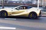 Hilversum 10 januari 2021
Giel d Winter en Thomas v d Vlugt in de gouden ferrari van Joel Beukers