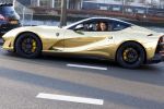Hilversum 10 januari 2021
Giel d Winter en Thomas v d Vlugt in de gouden ferrari van Joel Beukers