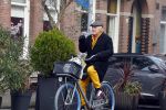 Amsterdam 12 januari 2022
Hans Dagelet op de fiets in Amsterdam zuid.