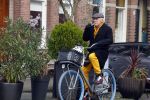 Amsterdam 12 januari 2022
Hans Dagelet op de fiets in Amsterdam zuid.