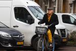 Amsterdam 12 januari 2022
Hans Dagelet op de fiets in Amsterdam zuid.