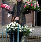 Schagen 11 januari 2022
Begrafenis / dienst van Janny Joling de moeder van Gerard Joling in het centrum van Schagen.