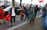 Amsterdam 19 januari 2022
Cabaretiers Bert Visscher en Jochem Myer tijdens de landelijke protestactie Kapsalon Theater in de Kleine Komedie. De cultuursector komt in actie tegen de coronamaatregelen. Tientallen theaters in heel Nederland  zijn omgebouwd tot een kapsalon. Jenny Arean