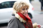 Amsterdam 19 januari 2022
Cabaretiers Bert Visscher en Jochem Myer tijdens de landelijke protestactie Kapsalon Theater in de Kleine Komedie. De cultuursector komt in actie tegen de coronamaatregelen. Tientallen theaters in heel Nederland  zijn omgebouwd tot een kapsalon. Jenny Arean