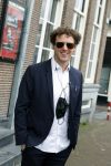 Amsterdam 19 januari 2022
Cabaretiers Bert Visscher en Jochem Myer tijdens de landelijke protestactie Kapsalon Theater in de Kleine Komedie. De cultuursector komt in actie tegen de coronamaatregelen. Tientallen theaters in heel Nederland  zijn omgebouwd tot een kapsalon.