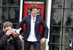 Amsterdam 19 januari 2022
Cabaretiers Bert Visscher en Jochem Myer tijdens de landelijke protestactie Kapsalon Theater in de Kleine Komedie. De cultuursector komt in actie tegen de coronamaatregelen. Tientallen theaters in heel Nederland  zijn omgebouwd tot een kapsalon.