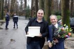 Lage Vuursche 31 januari 2022
Johan Vlemmix (Bloemen ) en Salar Azimi ( Kaviaar ter waarde van 100.000euro) brengen kado naar prinses Beatrix op kasteel Drackensteyn vanwege haar 84e verjaardag