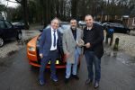 Lage Vuursche 31 januari 2022
Johan Vlemmix (Bloemen ) en Salar Azimi ( Kaviaar ter waarde van 100.000euro) brengen kado naar prinses Beatrix op kasteel Drackensteyn vanwege haar 84e verjaardag