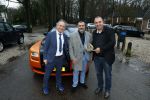 Lage Vuursche 31 januari 2022
Johan Vlemmix (Bloemen ) en Salar Azimi ( Kaviaar ter waarde van 100.000euro) brengen kado naar prinses Beatrix op kasteel Drackensteyn vanwege haar 84e verjaardag