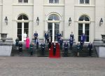 Den haag 10 januari 2022
Balkonscene nieuwe kabinet op paleis Noordeinde.
Koning Willem Alexander Mark Rutte Wopke Hoekstra Hugo de Jonge Kasja ollongren Liesje Schreinemacher Franc Weerwind Dilan Yesilgoz Hanke Bruins Robbert Dijkgraaf Dennis Wiersma Mark Harbers Micky Adriaansens Rob Jetten Henk Staghouwer Christianne v d Wal Karien v Gennip Carola Schouten Ernst Kuipers en Conny Helder .