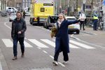 Amsterdam 19 januari 2022
Cabaretiers Bert Visscher en Jochem Myer tijdens de landelijke protestactie Kapsalon Theater in de Kleine Komedie. De cultuursector komt in actie tegen de coronamaatregelen. Tientallen theaters in heel Nederland  zijn omgebouwd tot een kapsalon.