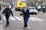 Amsterdam 19 januari 2022
Cabaretiers Bert Visscher en Jochem Myer tijdens de landelijke protestactie Kapsalon Theater in de Kleine Komedie. De cultuursector komt in actie tegen de coronamaatregelen. Tientallen theaters in heel Nederland  zijn omgebouwd tot een kapsalon.