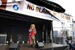 Amsterdam 29 januari 2022
Demonstratie tegen seksueel geweld op het museumplein. Karin Bloemen presenteert het .