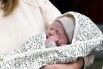 Amsterdam 18 januari 2022
Laurien Verstraten aan het verhuizen naar haar nieuwe huis . Ze heeft net vorige week een baby gekregen.
