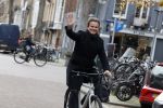 Amsterdam 8 februari 2022
Leco v Zadelhoff op zijn electrische v Moof fiets in amsterdam zuid